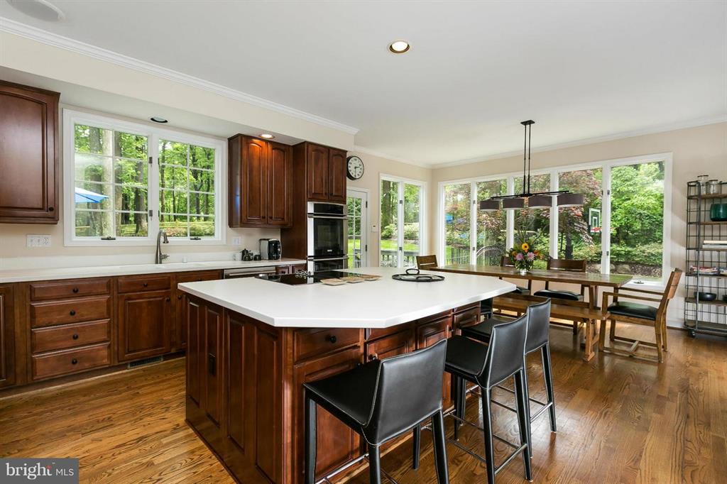 9 Sonneborn Ln