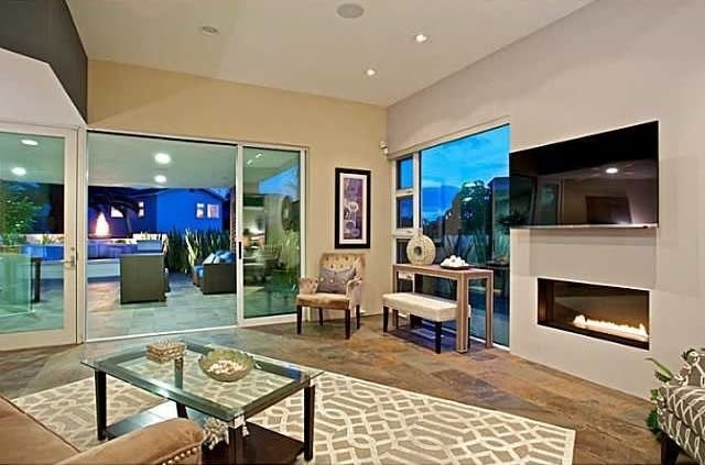 141 13th St (Access 141 Lois Lane)