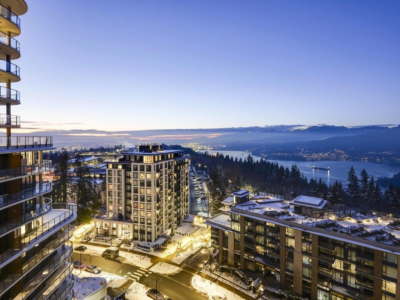 1402-8761 University Cres
