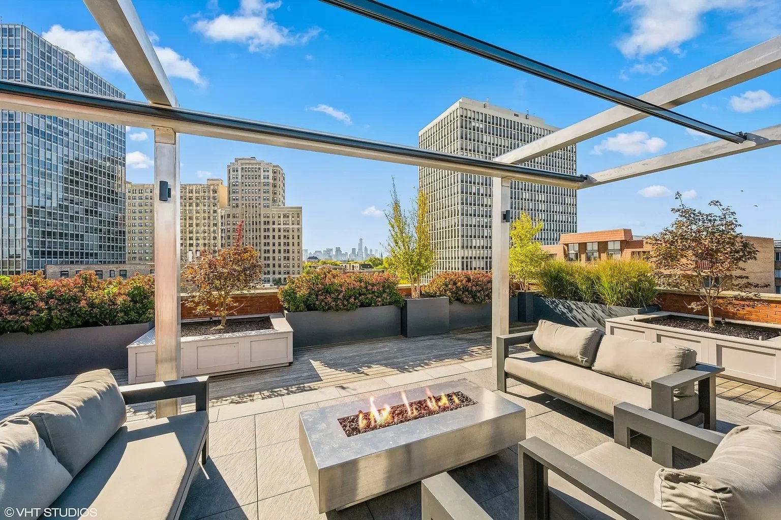 445 W Arlington, Unit 4W