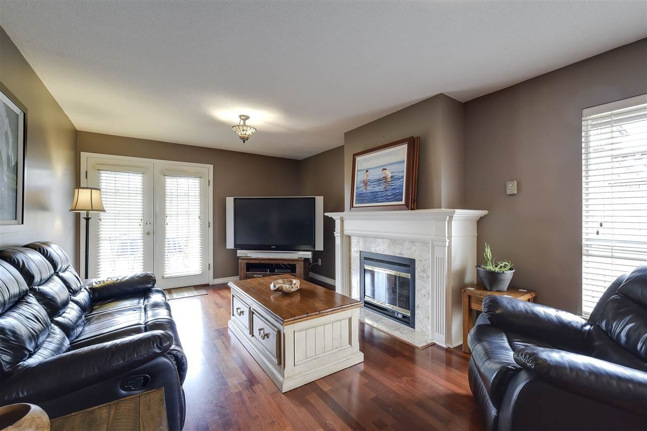 6149 Brodie Rd