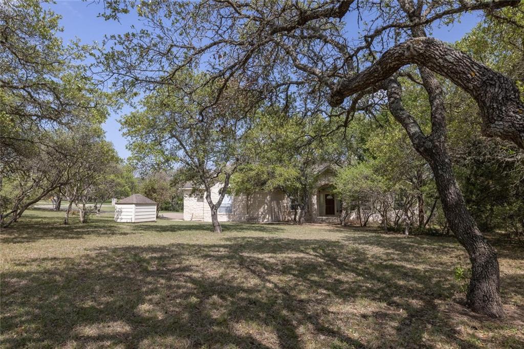912 Oak Meadow Dr
