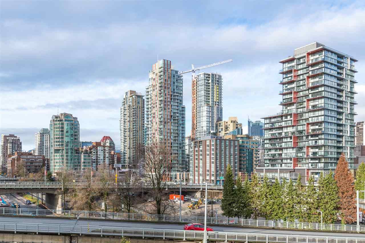 806-550 Pacific Street, Vancouver
