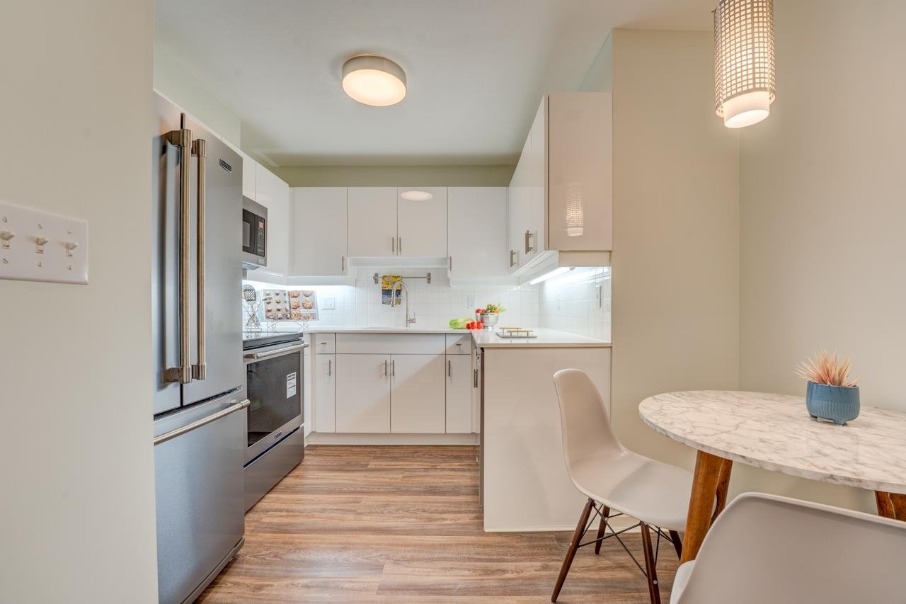 201-15155 22 Ave