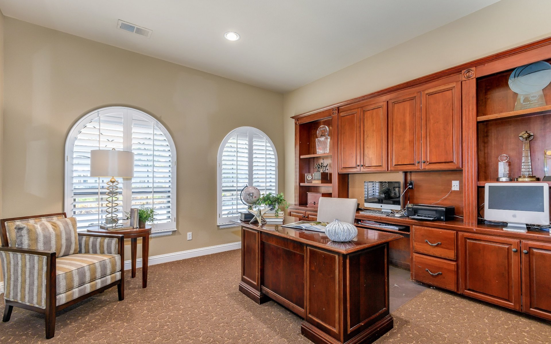116 Laurelwood Dr