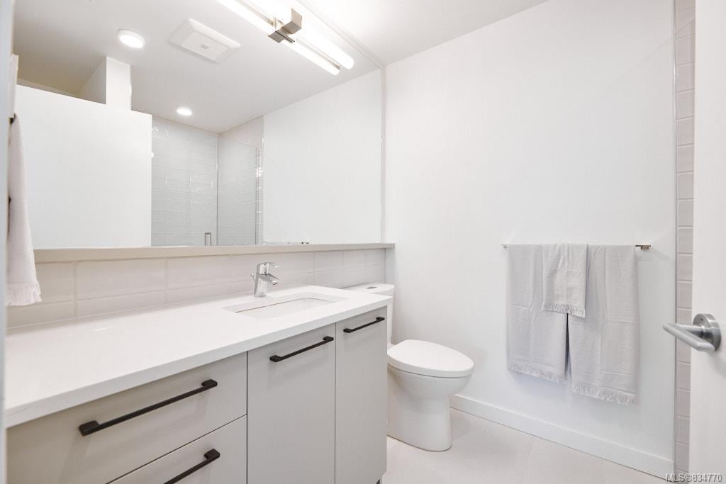 301-9775 Fourth St, Sidney