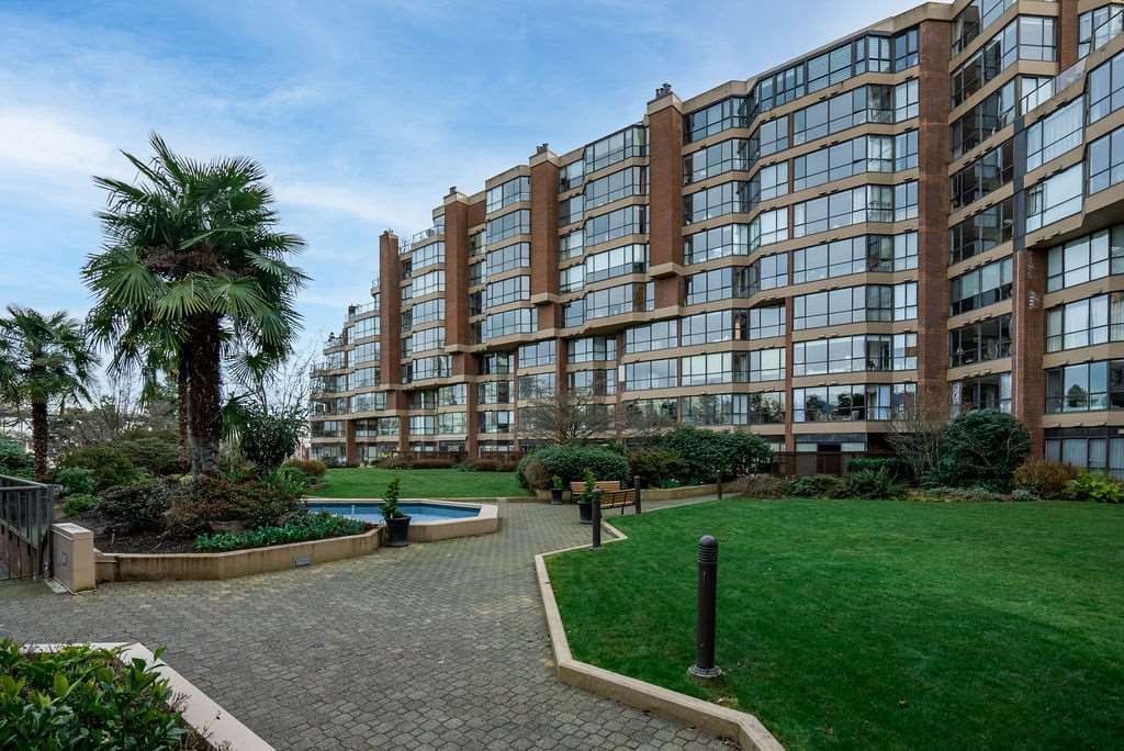 206-1490 Pennyfarthing Drive, Vancouver