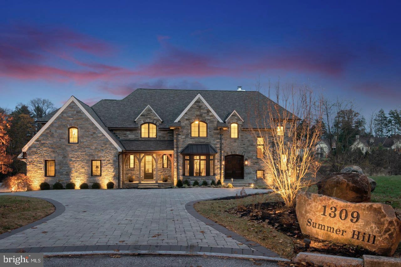 1309 Summer Hill Ln