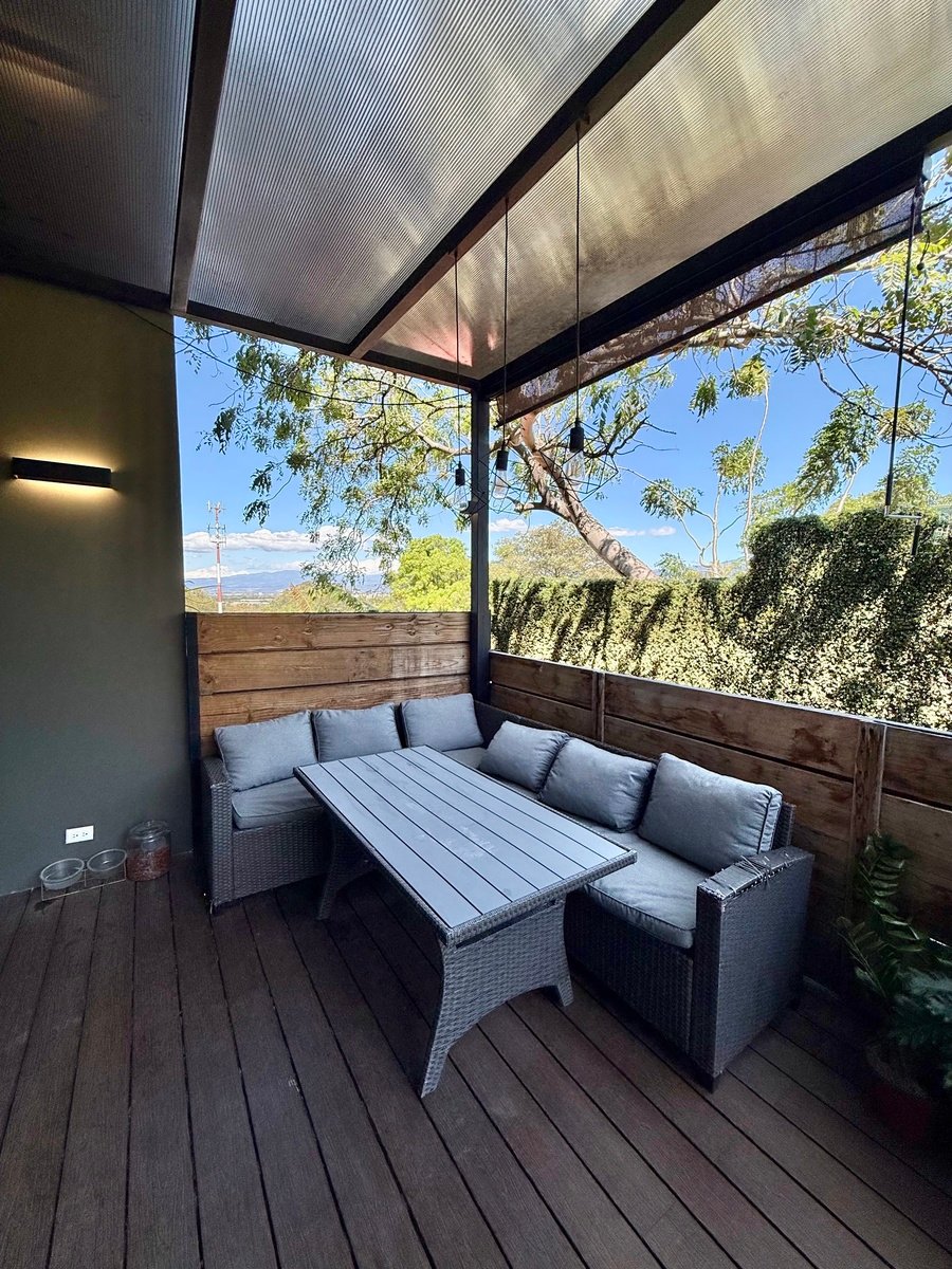 Garden Apartment Private Terrace, Santa Ana, San Jose