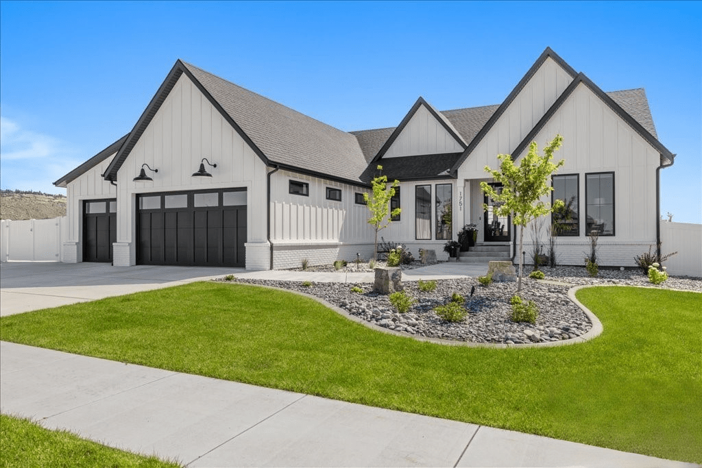 1751 E Thunder Mountain Road