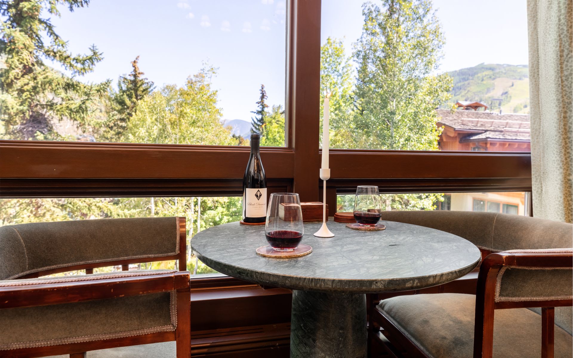 The Lodge at Vail Condominiums #521
