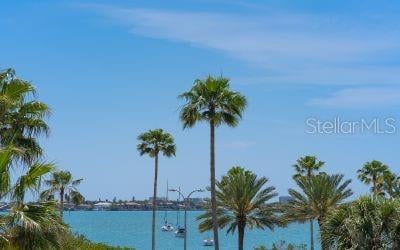 11 SUNSET DR #101