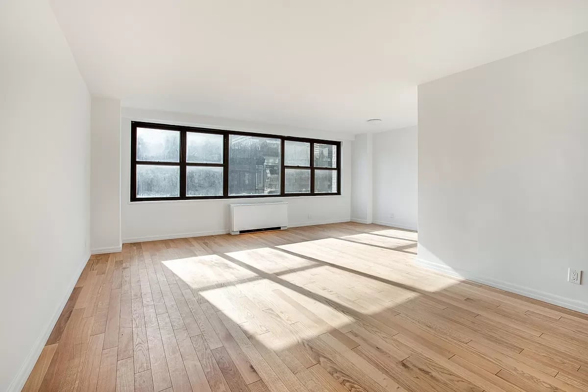 7 E 14th Street Unit: 805