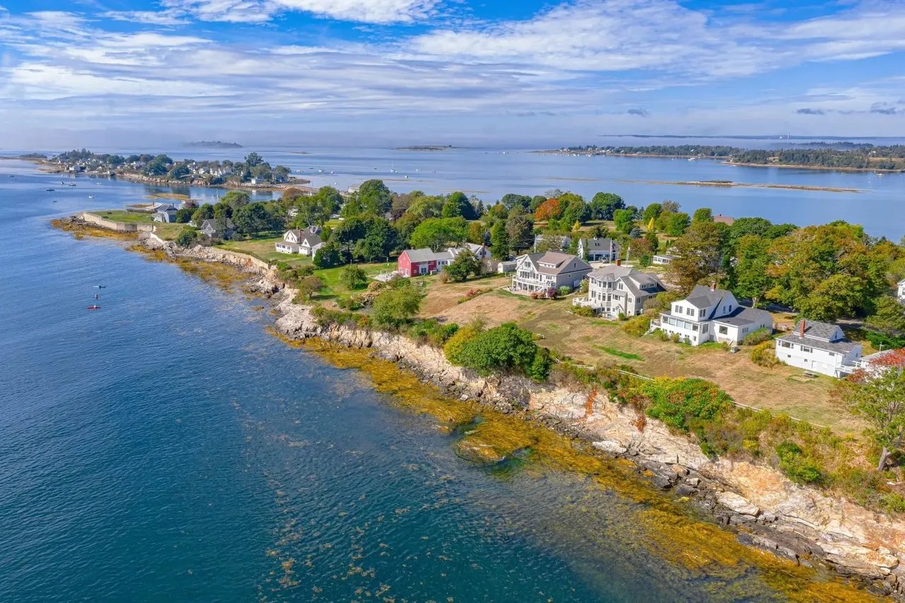 New Listing: 1843 Harpswell Neck Road, Harpswell, ME 04079 – $1,495,000