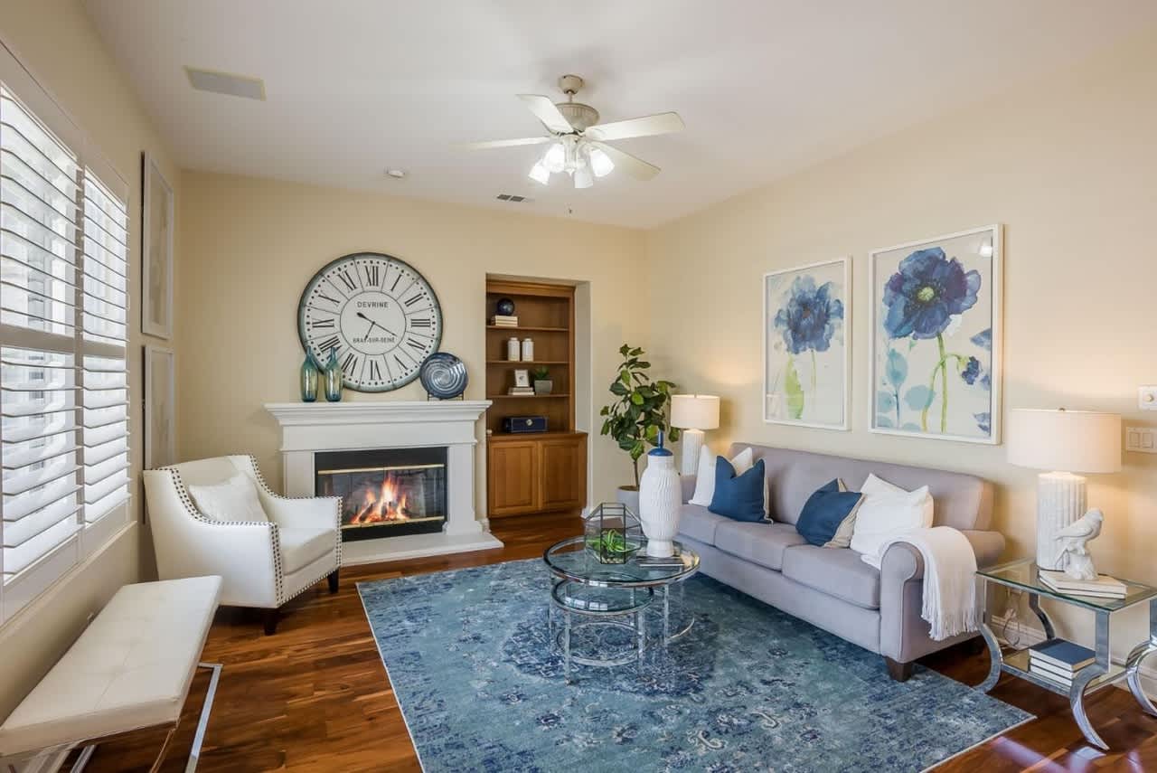2307 Faircrest Dr