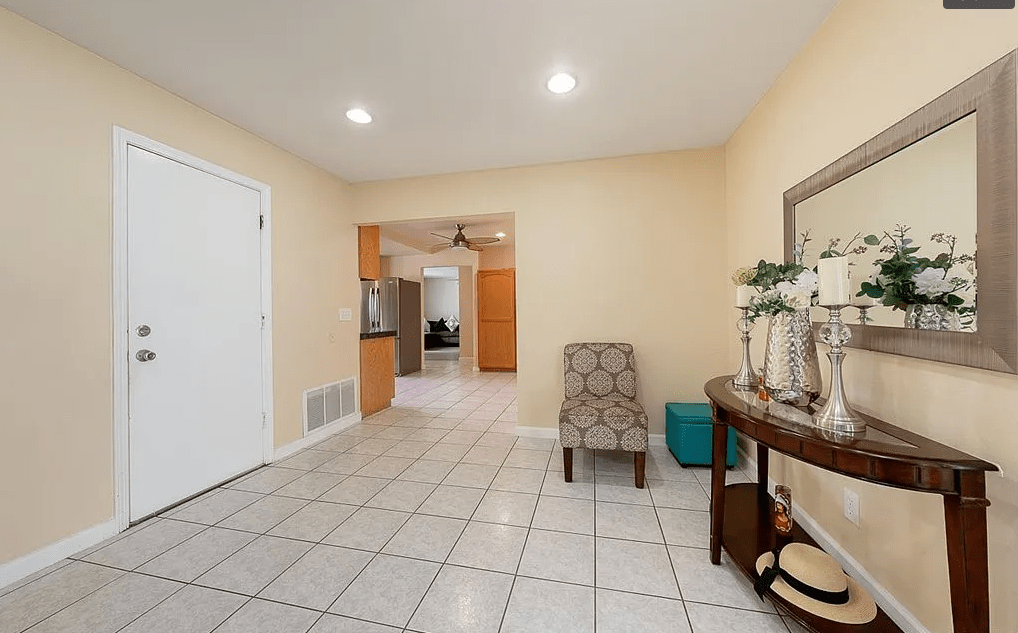 1629 Doris Jean Pl
