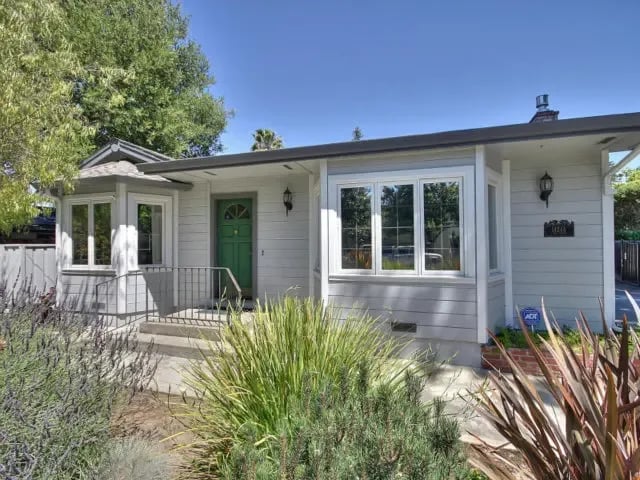 14244 Lora Dr