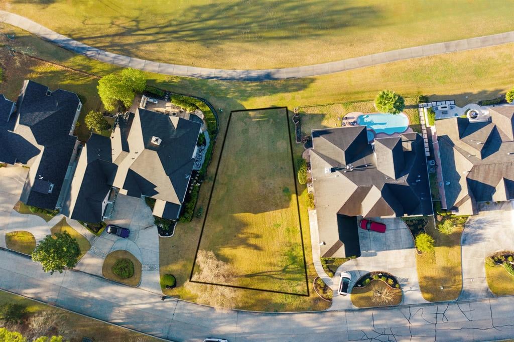 89 FAIRFIELD DRIVE