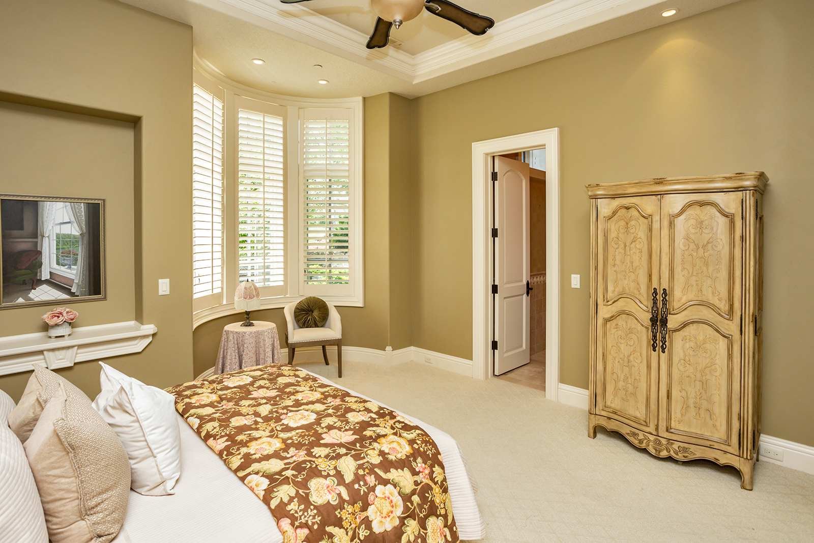 2505 NE Bellagio Court