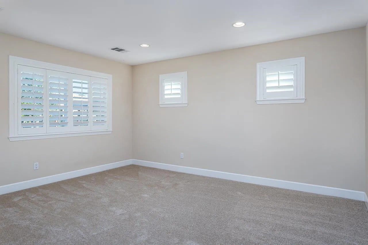 38 Cameo Ct