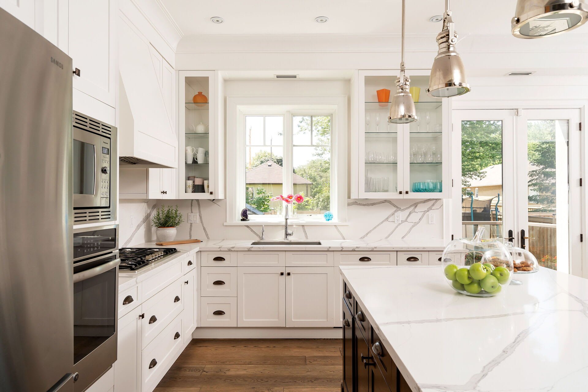Elegant Relaxed Five Bedroom Home