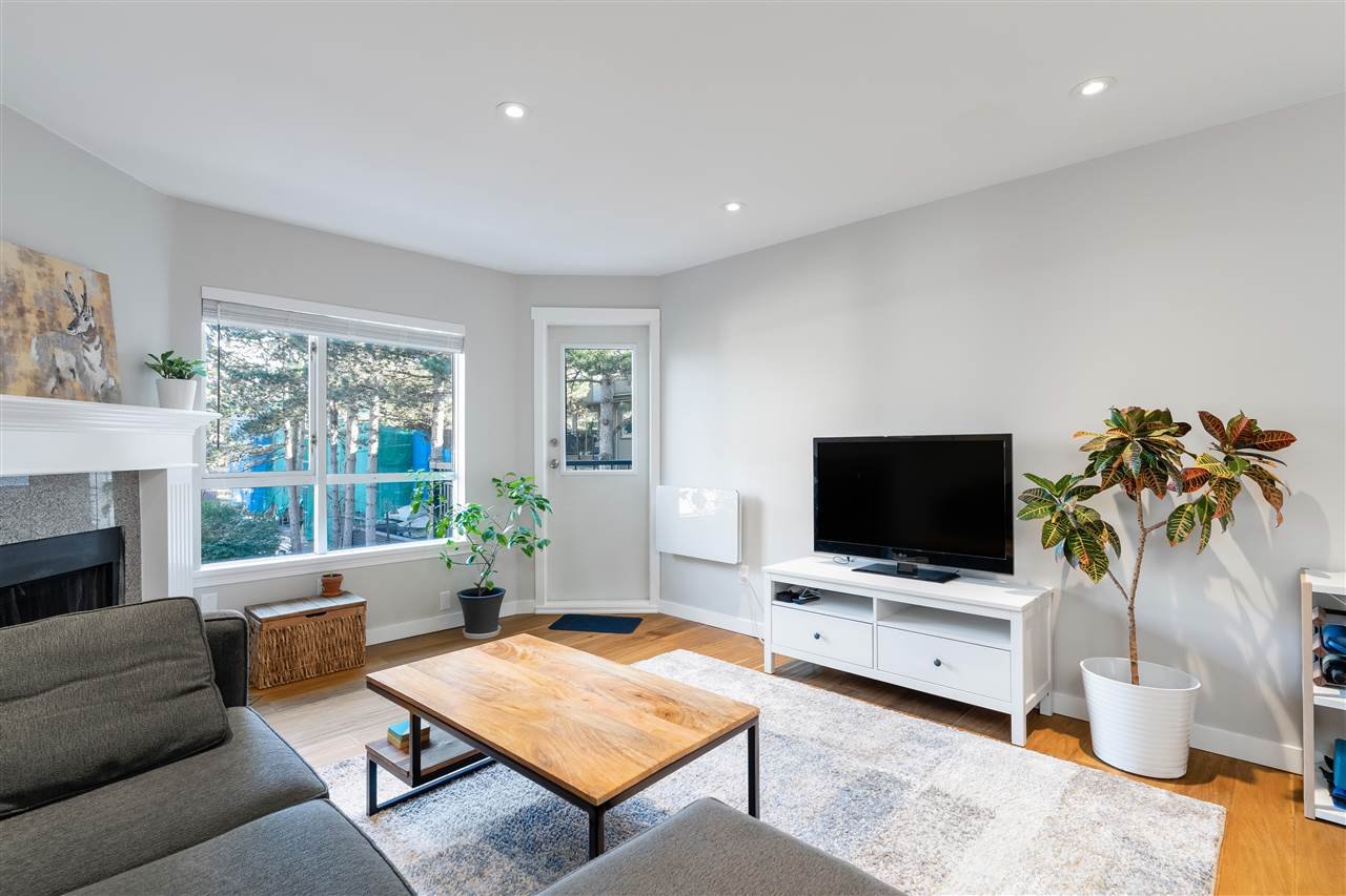 317-555 W 14th Ave