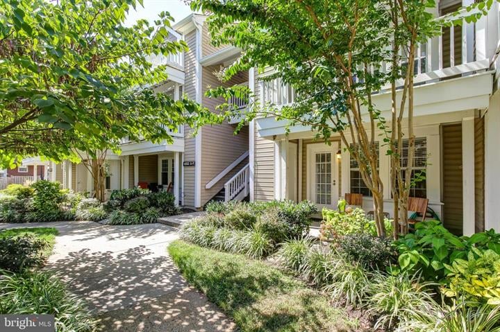 4552 28th Rd S #16-9