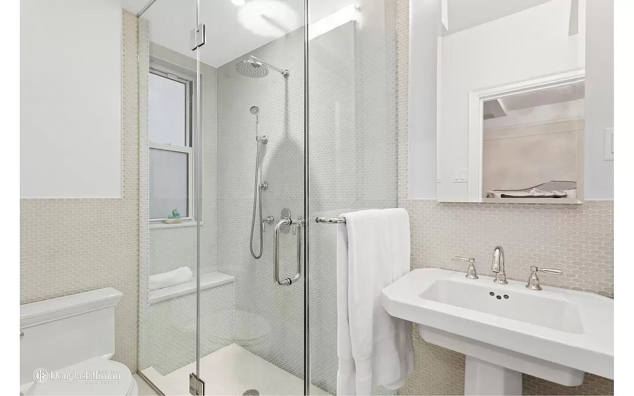 155 East 93rd Street Unit: 7A