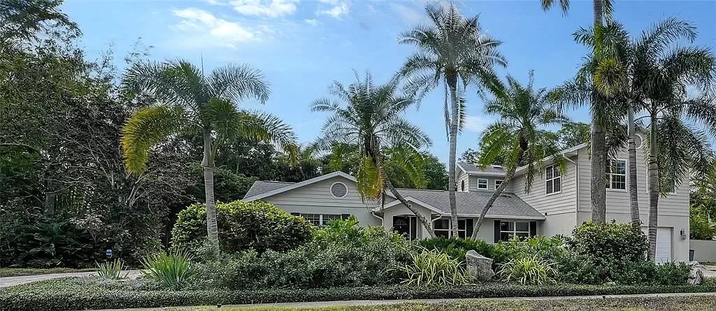512 Sapphire Dr