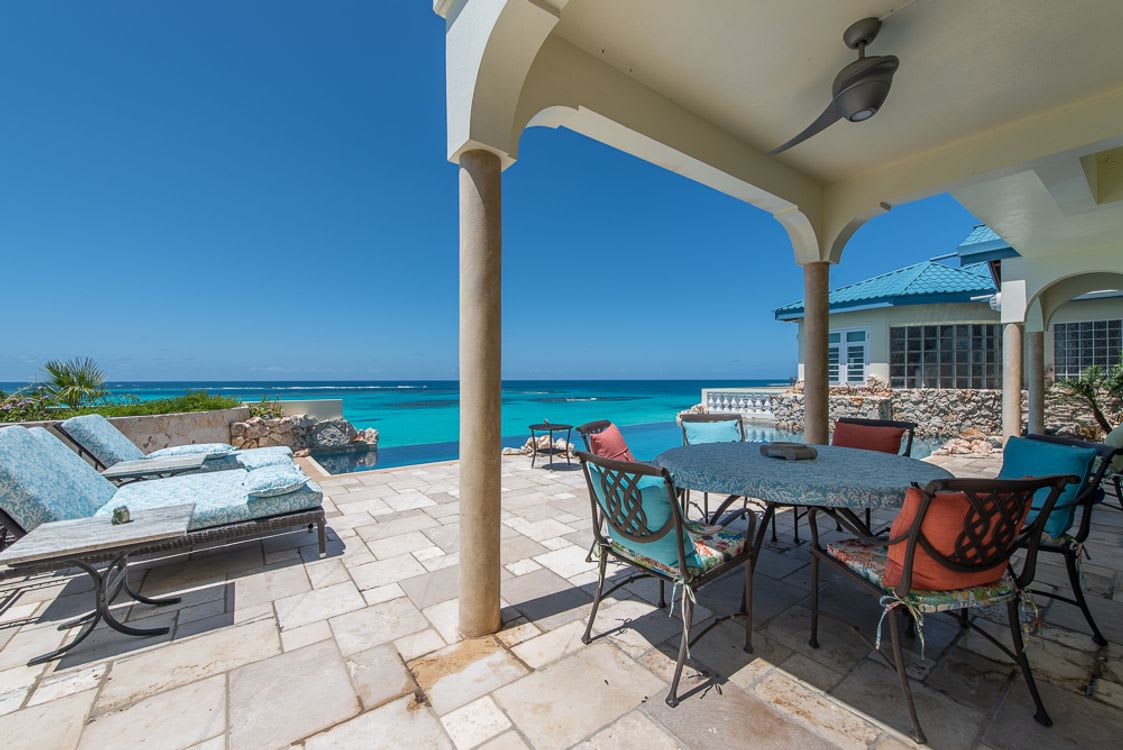 Ambrosia Villa- Shoal Bay East