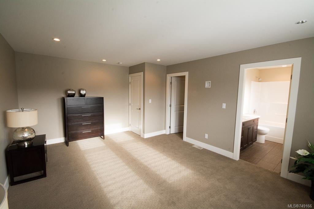 6540 Arranwood Dr, Sooke