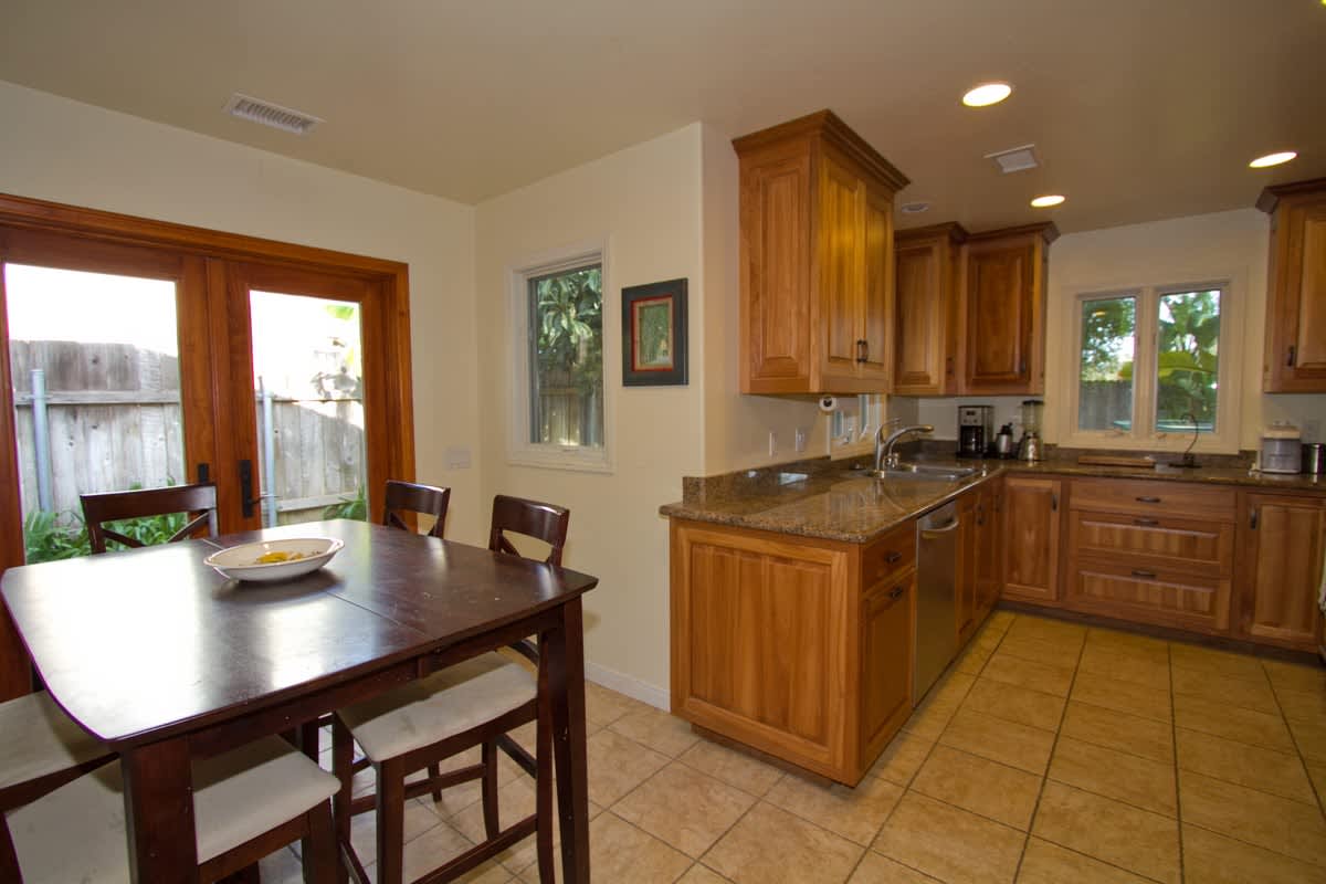 7557 Astoria Pl
