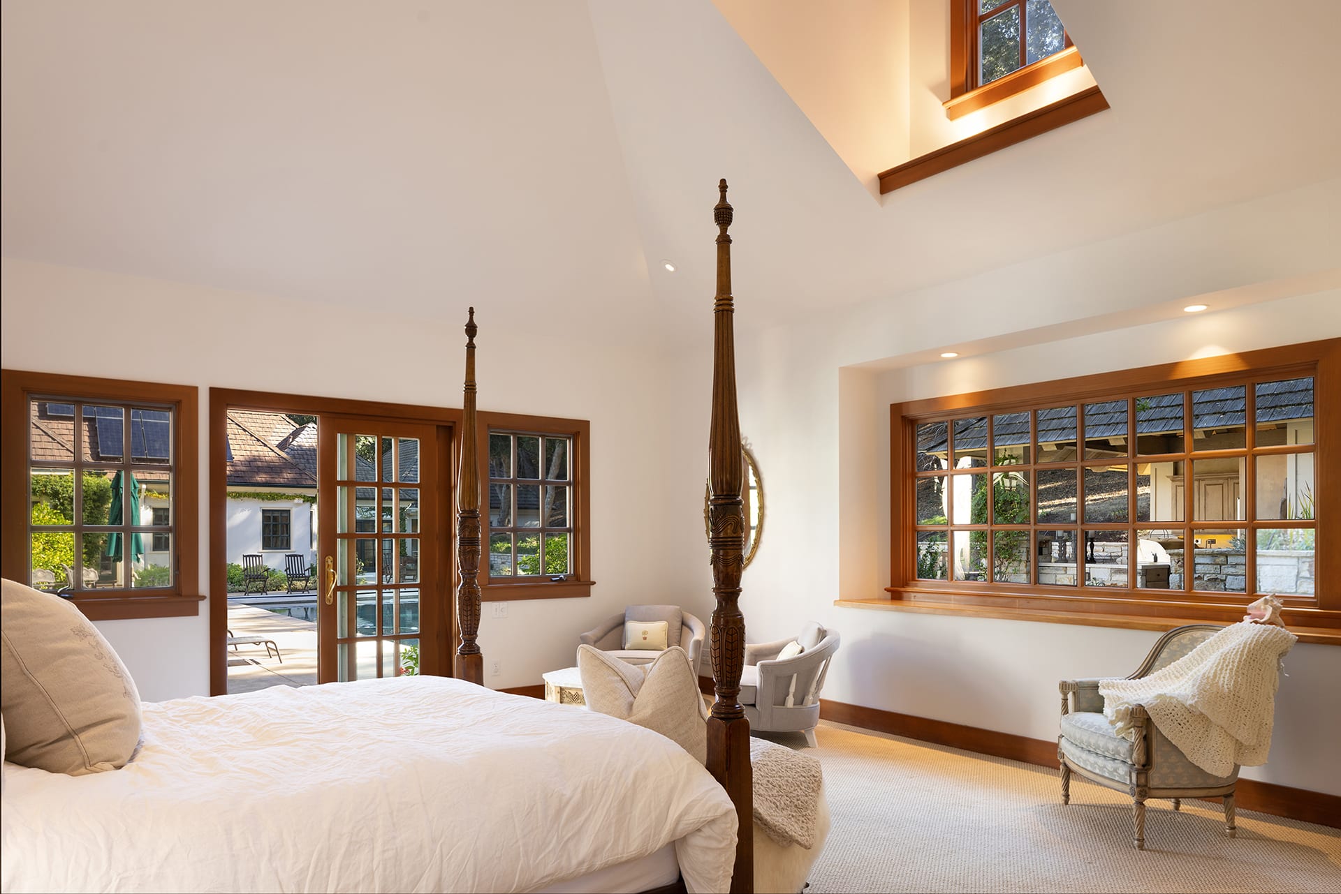 Peaceful French Country Estate - 5 Sleepy Hollow Dr