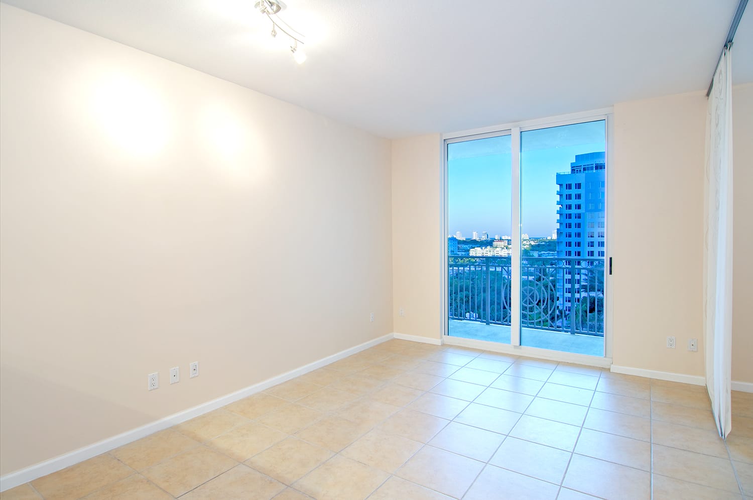 511 SE 5th Av Unit: 1118