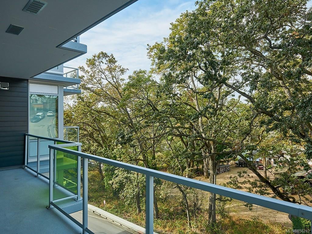 404-4009 Rainbow Hill Lane, Saanich
