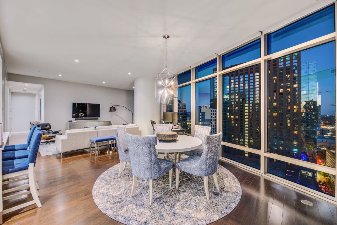 200 Congress Ave, #23F