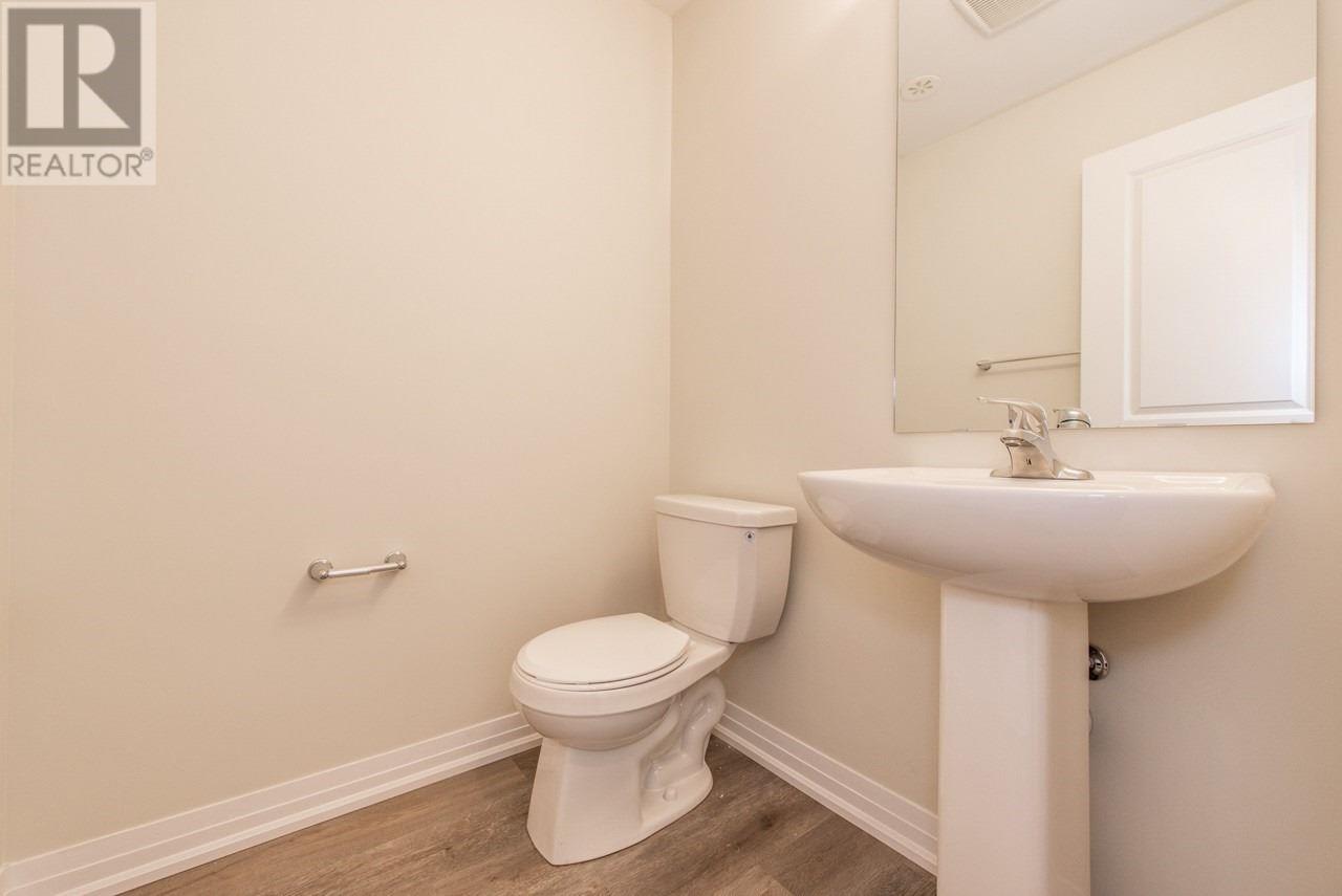 185 Bedrock Dr, #38