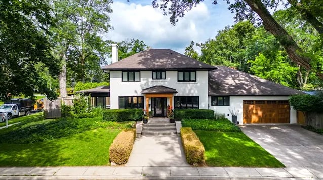 3005 Balmoral
