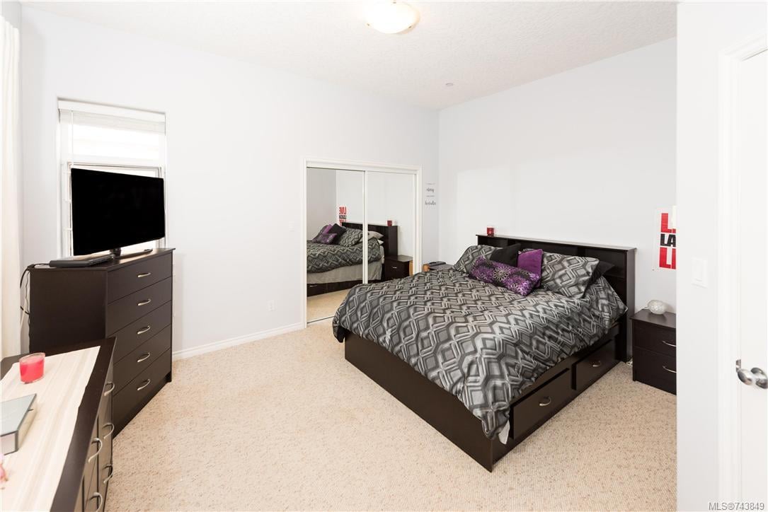 303-908 Brock Ave