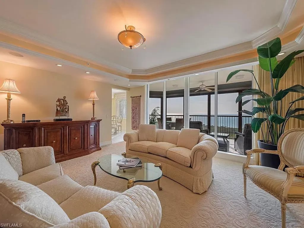 7425 Pelican Bay Blvd, Ph 2203