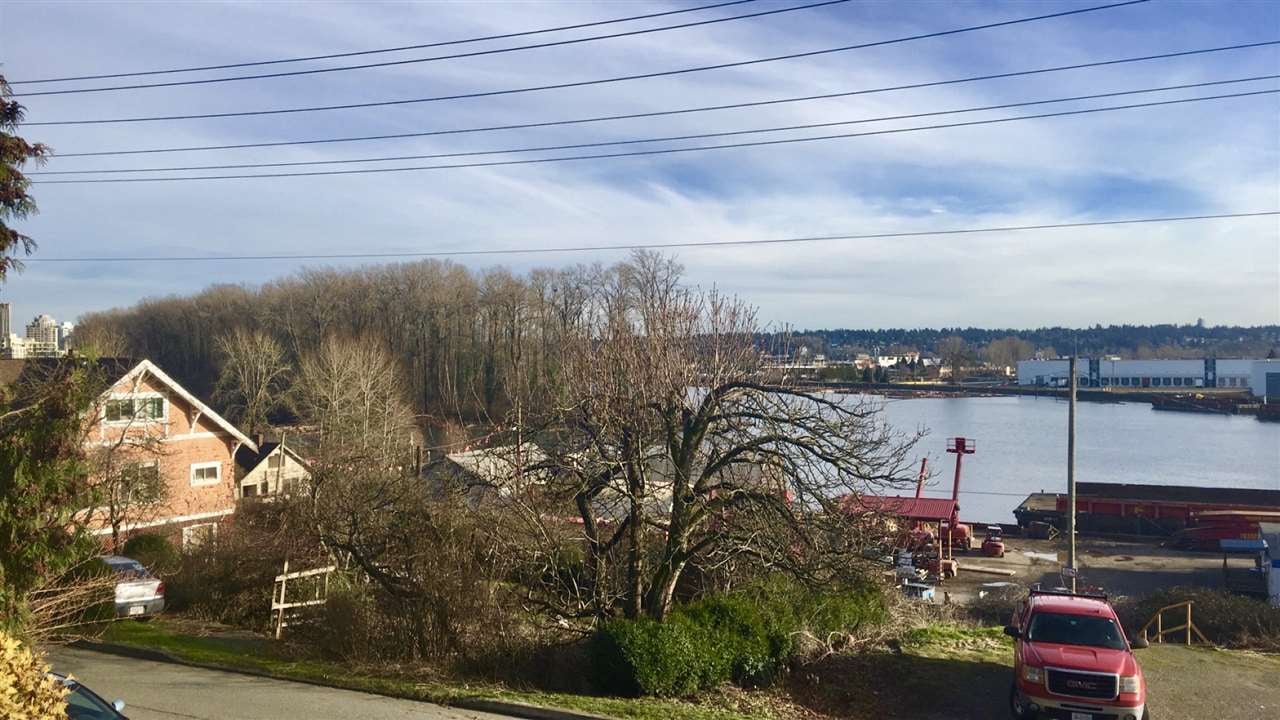 1917 River Dr
