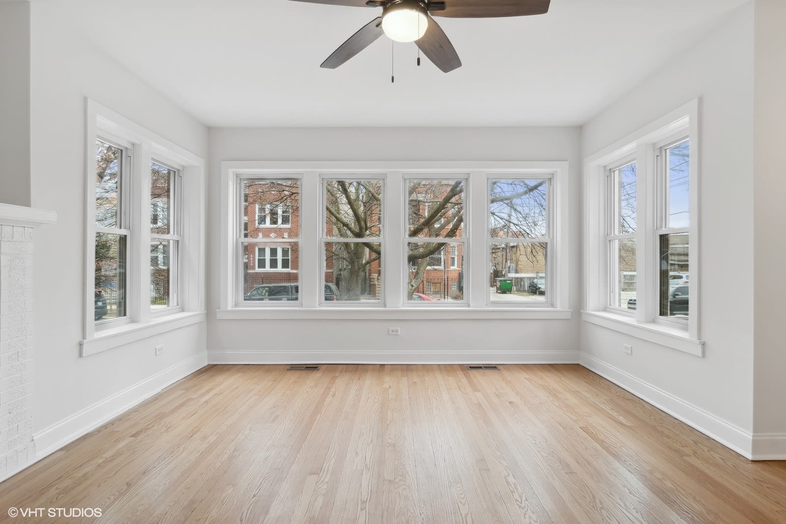 Private Address Unit 1E, Chicago, IL 60625