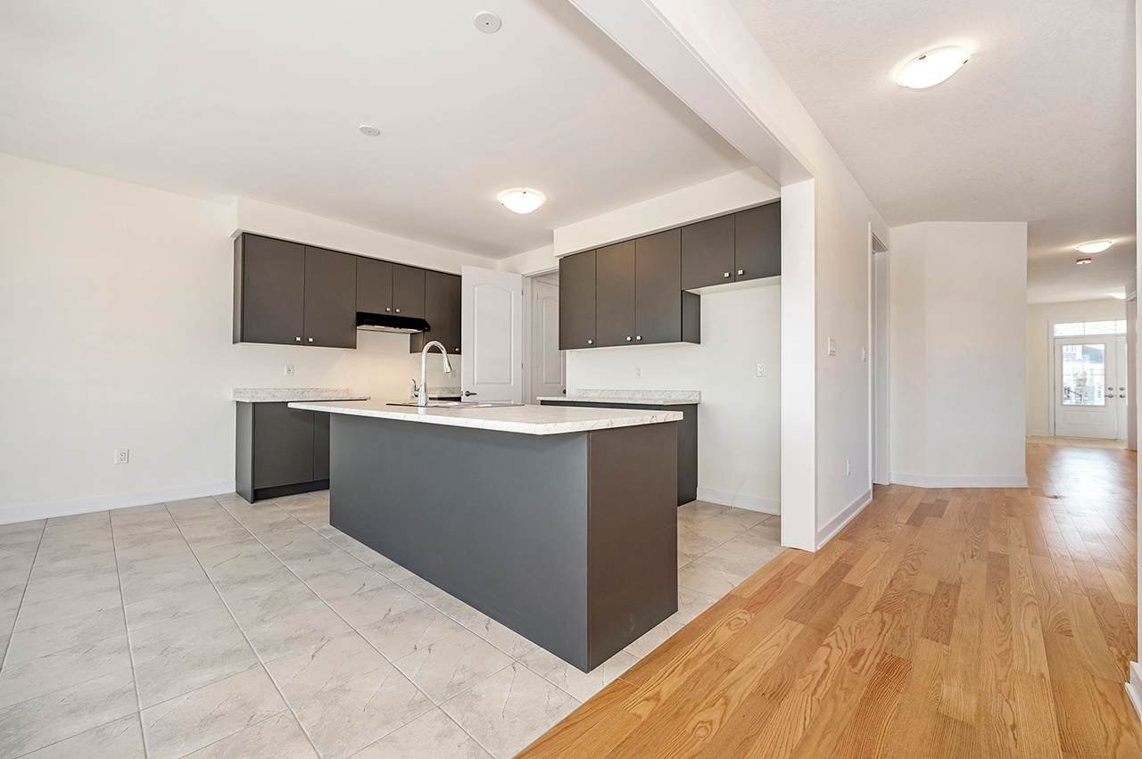 194 Aviron Cres