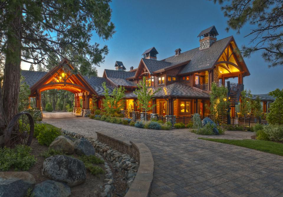 The Luxury Home Auction Market Is On Fire, But Not For The Reasons You Might Think