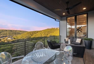 7328 Vista Mountain