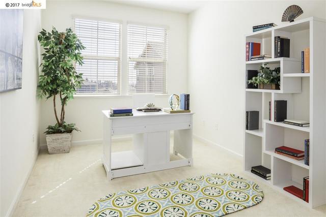6230 Boulder Ln, Oakland, CA 94605