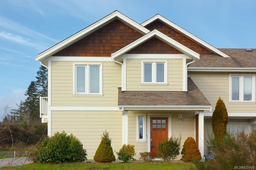 106-2038 Gatewood Rd, Sooke