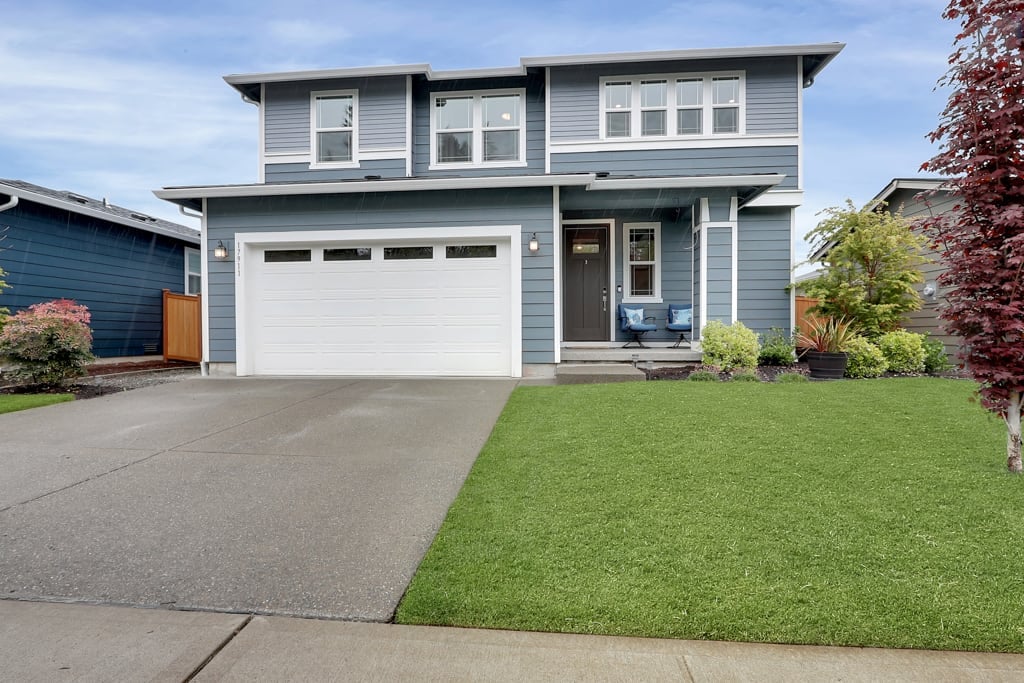 KB Home Resale in Falling Water