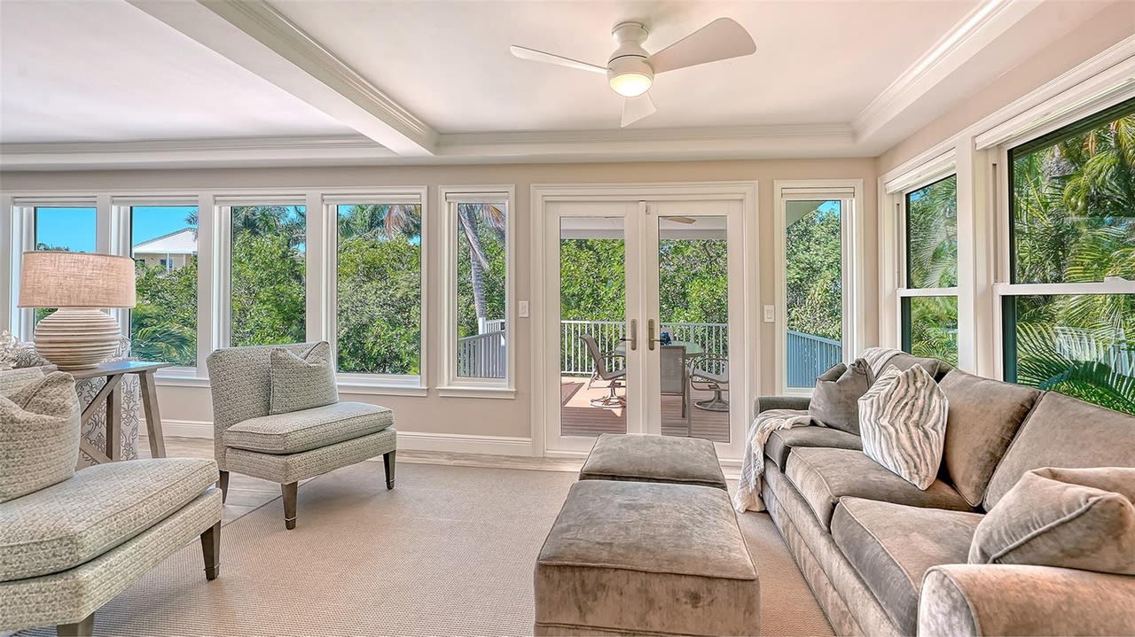 Price Reduction at 695 Marbury Lane - Longboat Key