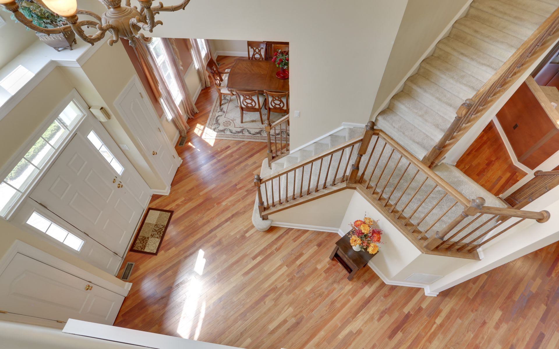 8 SHOREHAM CT